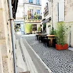 Chaleureux Dans Le Centre Historique Wifi Appartamento *