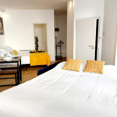 Chaleureux Dans Le Centre Historique Wifi Apartment Angouleme